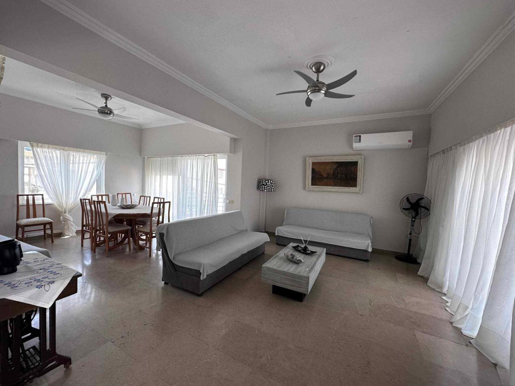 Beach Front Apartment Nea Palatia Dış mekan fotoğraf