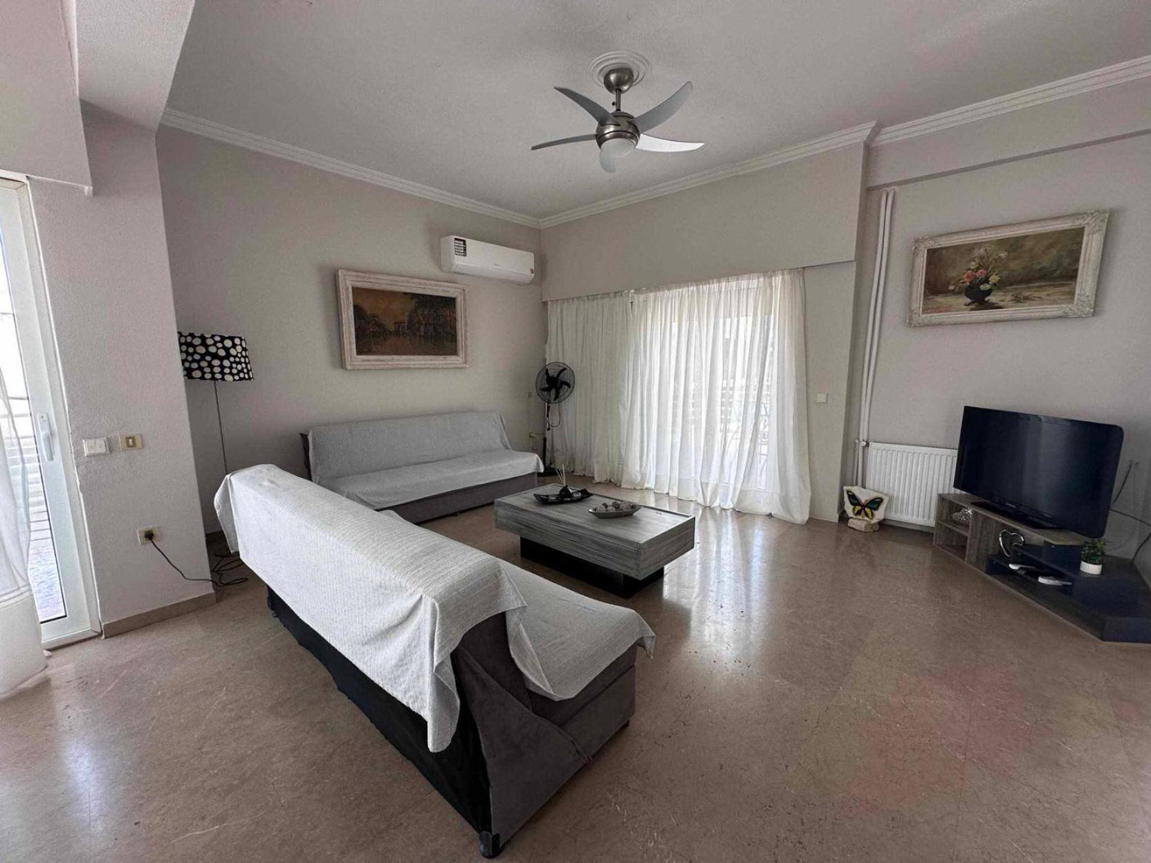 Beach Front Apartment Nea Palatia Dış mekan fotoğraf